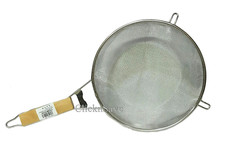 18cm Stainless Steel Wire Mesh Sieve With Wooden Handle Kitchen Strainer