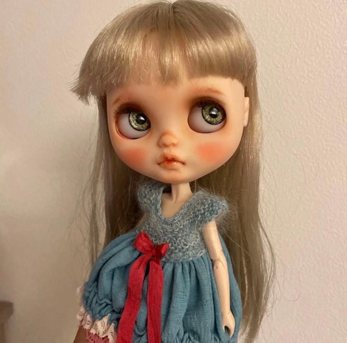 Custom blythe doll kiss - blythe,