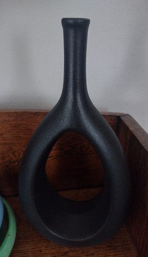 Hollow ceramic vase - hollow, black