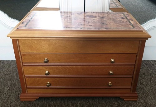 Vintage mele designs lynnhurst - vintage,