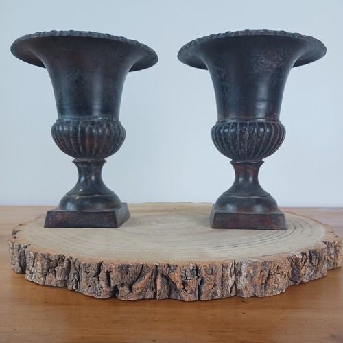 Beautiful pair vintage - of, cast