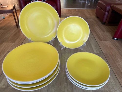 Eye popping yellow lime - /,