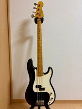 Fender Japan Precision Bass