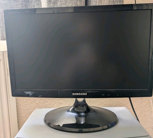 Samsung t19300 - t19300, 20"
