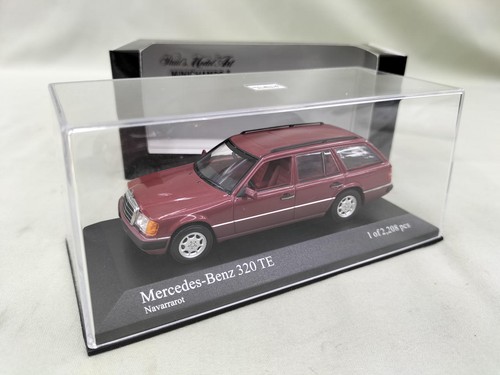 Minichamps red metallic - 1/43,