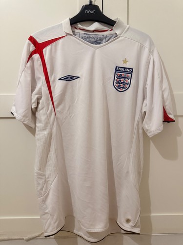 England 2006 home - kit,