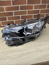 Headlight fits toyota auris - toyota,