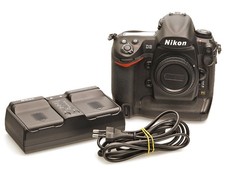 Nikon D3 DSLR camera body /