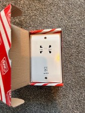 MK Logic Plus Dual Voltage