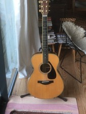 yamaha LS16 acoustic guitar 2010