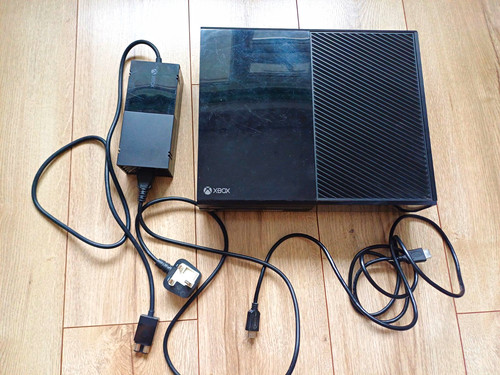 Xbox one original console - original,