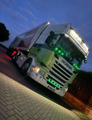Scania series grill bar with - scania,