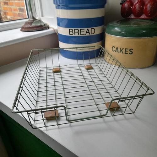 Olive wire letter - 1, tray