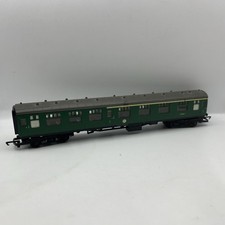 Hornby OO Gauge SR Green MK1 Coach R4115 First Class Model Railway Coach