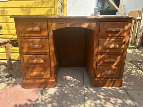 Solid oak wood - solid,