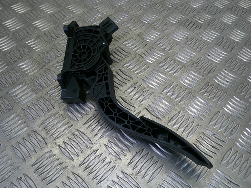 Volkswagen polo accelerator - se,