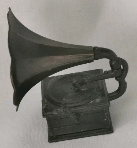 Vintage bronze tone metal old - bronze,