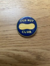 Peanut club badge Vintage