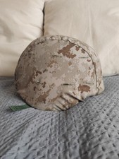 USMC LWH lightweight Helmet Size Large With Reversible Marpat Cover