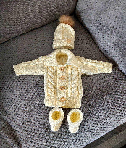 Cream cable knit newborn 3pc - newborn,