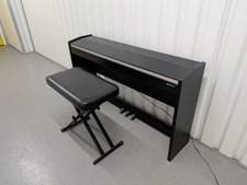 Roland F140R Digital Piano in