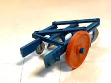 BRITAINS 1:32.FARM.RARE ORANGE