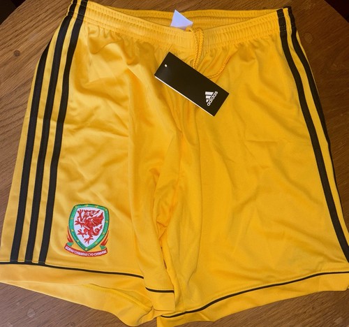 Bnwt wales 2017 - 2017, third
