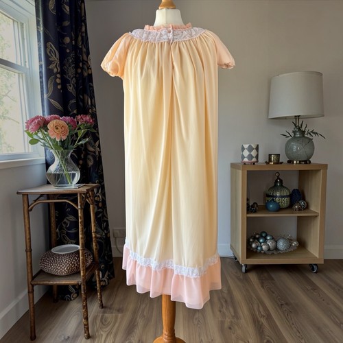 Vintage 1960s babydoll pastel - vintage,