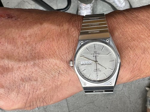 Bulova quartz watch - , silver