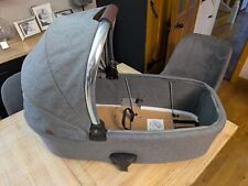 Mamas & Papas Carrycot  Ocarro LIMITED EDITION  Grey