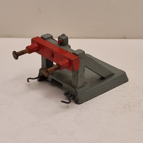 Gauge buffer stop model - oo,