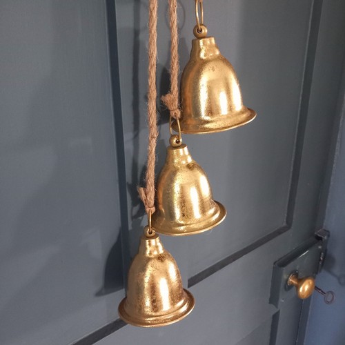 Large metal hanging - large,