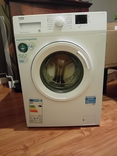 Beko washing machine 8kg - washing,