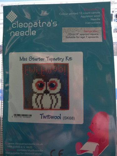Twitwool owl mini tapestry - mini,