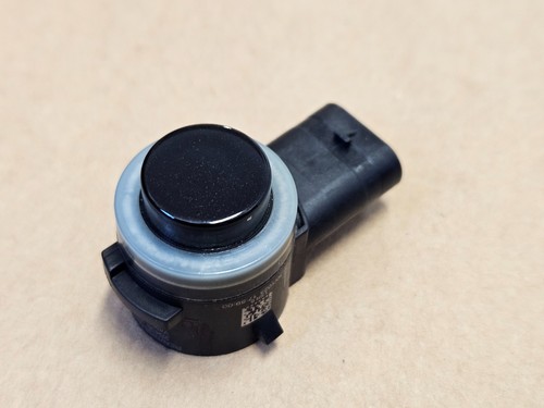 New genuine nissan qashqai j12 - genuine,