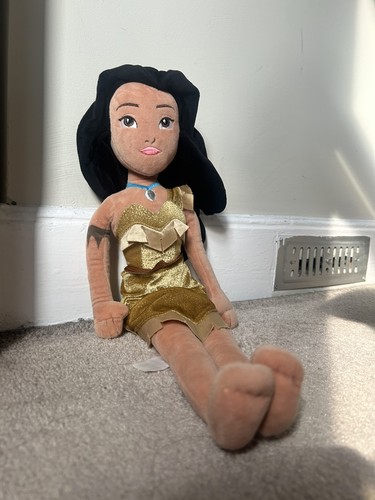 Pocahontas disney store doll - disney,