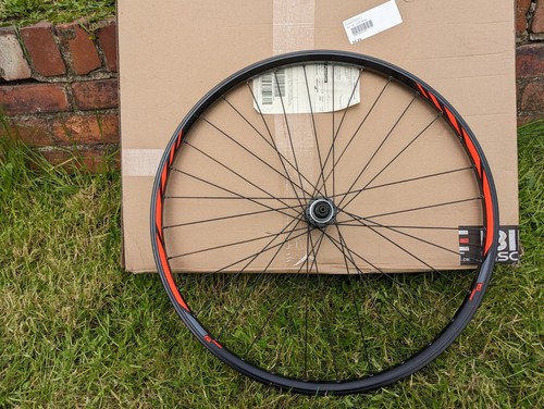 Mtb bike front wheel - front,
