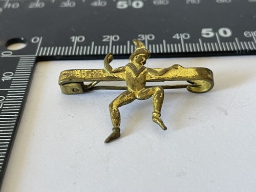 Vintage brass brownie guide - vintage,
