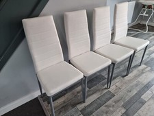 Set of 4 Dining Chairs Modern