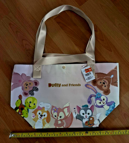 Hong kong disneyland - hong, duffy