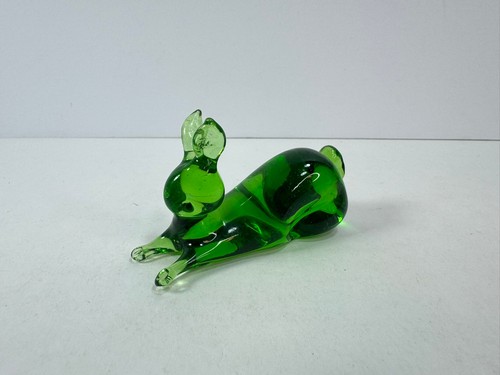 Vtg green blown glass - green, laying