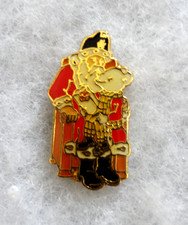 RUPERT THE BEAR - Police - Christmas - Vintage - PIN BADGE