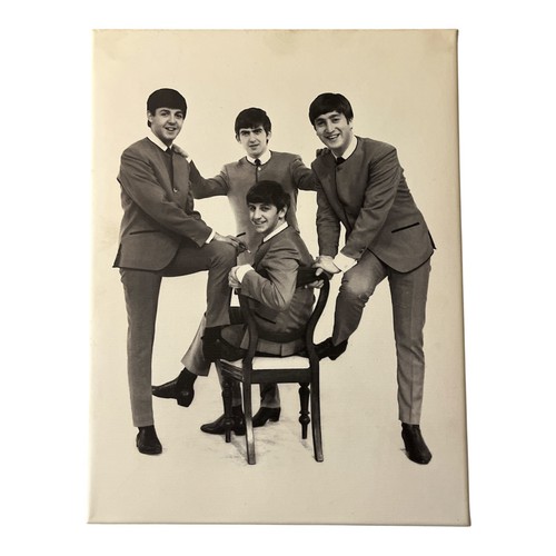 The beatles chair 16x12 - the,
