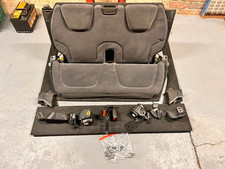 Volvo V70 Mk2 00-07 7 Seat Conversion Boot Tailgate Seats W Bolts & Floor Covers