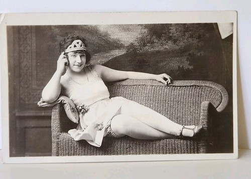Early 1900 circus act - early,