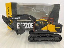 1/50 Scale Volvo EC220E Crawler Excavator DieCast Model Collection Toy Gift