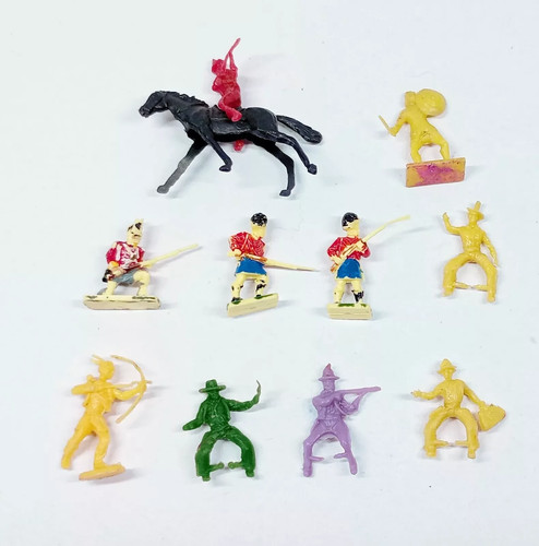 Vintage toy solders - solders, military