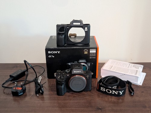 Sony alpha iii 2 - sony, a7