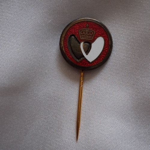 Blood donor enamel lapel - donor, pin