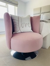 Contemporary Pink Swivel Chair
